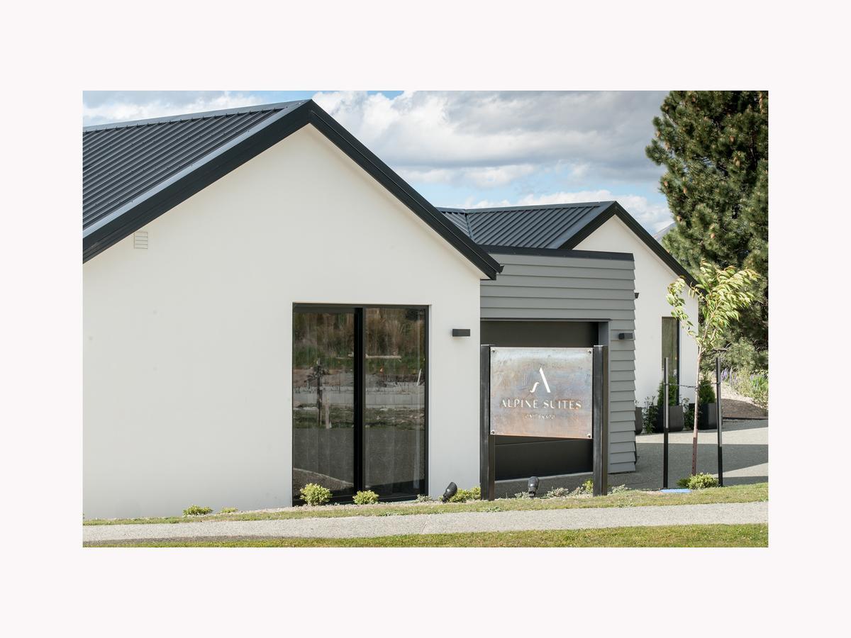 Alpine Suites On Tekapo Luxury B&B เลคเทคาโป ภายนอก รูปภาพ